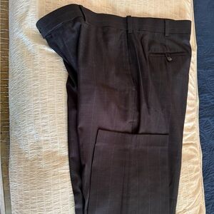 Roundtree & Yorke Charcoal Dress Pants